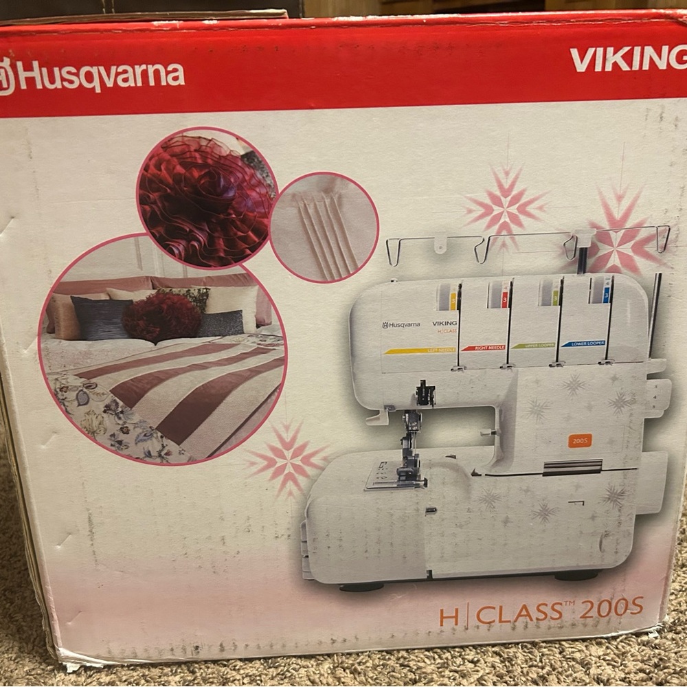 Husqvarna Viking H|Class 200S Sewing Machine Box